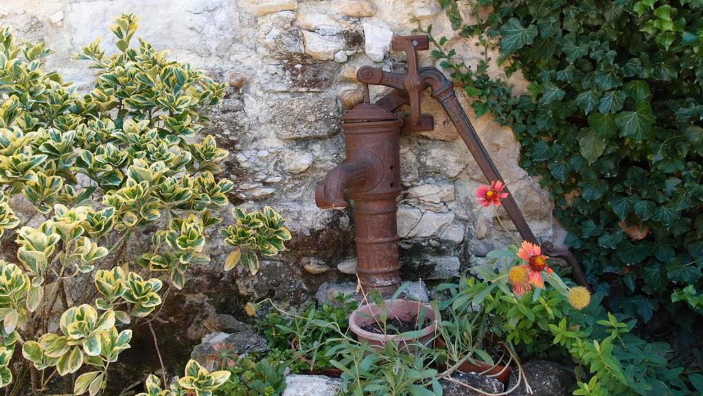 Mas Du Clos De L'Escarrat Jonquieres  Luaran gambar
